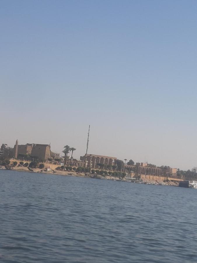 Nile Roof Hotel& Restaurant Luksor Exterior foto